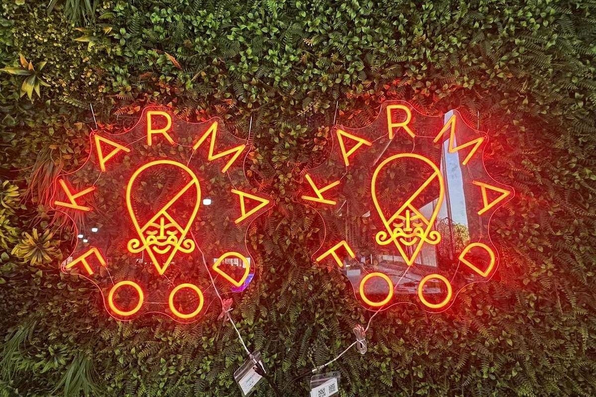 Karma Food Neon